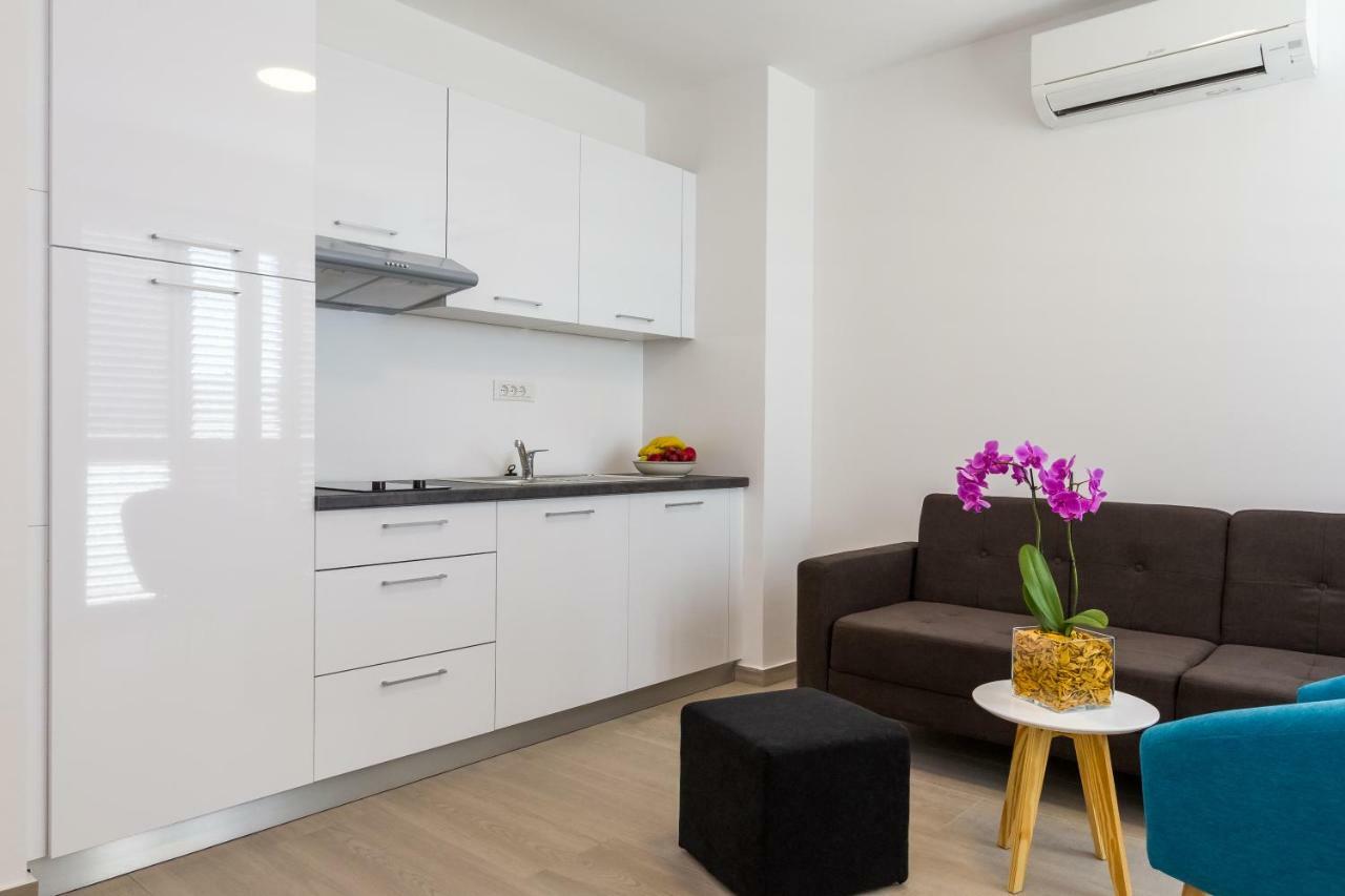 Cara Apartments Kozino Bilik gambar